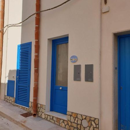 La Casita Azul Apartamento Marettimo Exterior foto